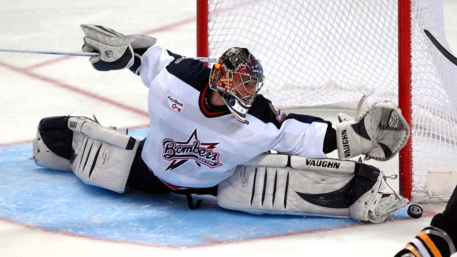 史上最精彩的“妙传”瞬间:斯托亚科维奇在快攻中送出助攻绝杀!