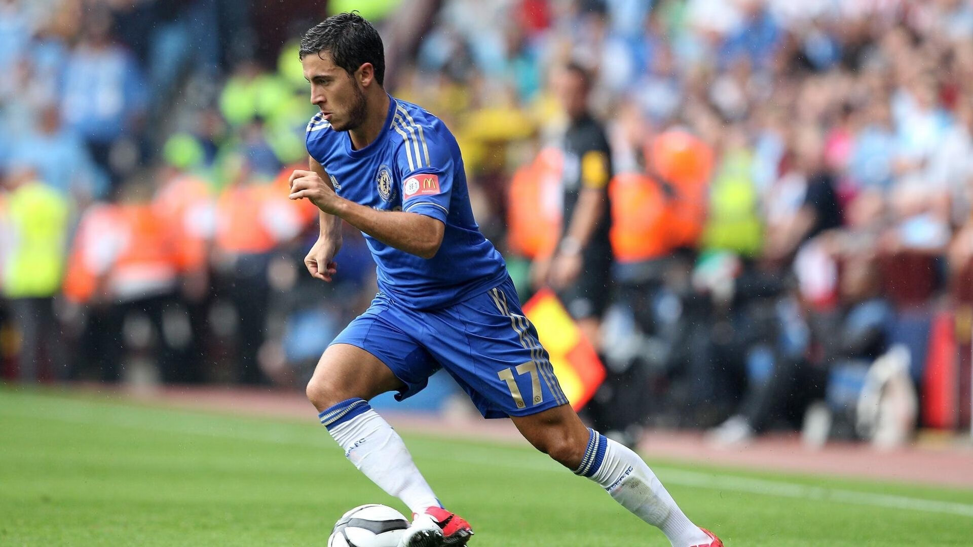 德甲：莱比锡2-1战胜汉堡，恩昆库关键进球，德甲莱比锡老板